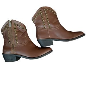 Rock & Republic studded boots